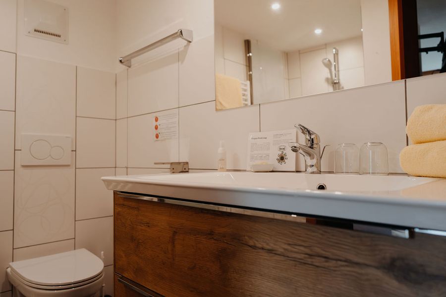Doppelzimmer Lumkofl — 4/5